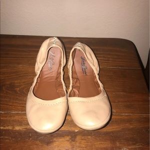 Lucky brand flats size 8